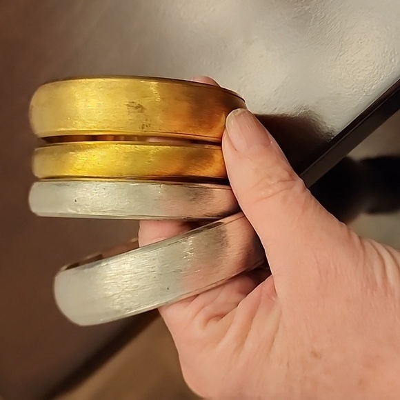 Loula Belle Bangle Set (4) - Picture 4 of 4